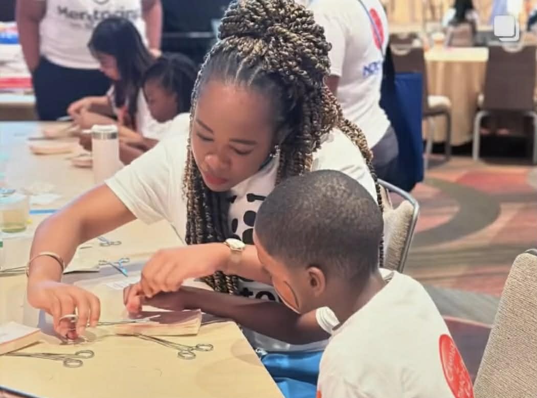 Nina Uzoigwe mentoring at the NMA Annual Convention